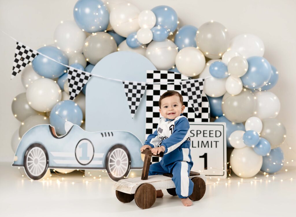 fast one theme cake smash photoshoot