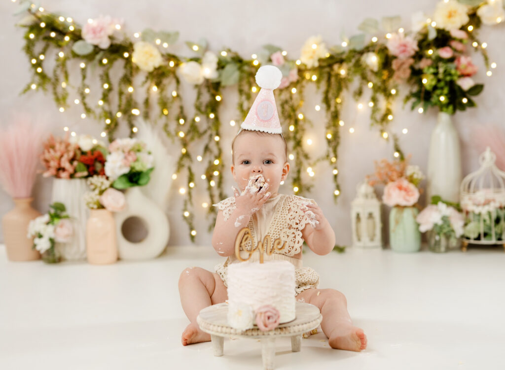 Cake smash photoshoot in Atlanta.