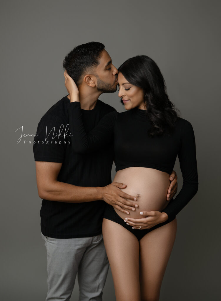 Maternity photoshoot near me